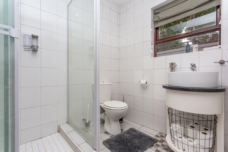 To Let 5 Bedroom Property for Rent in Milnerton Western Cape